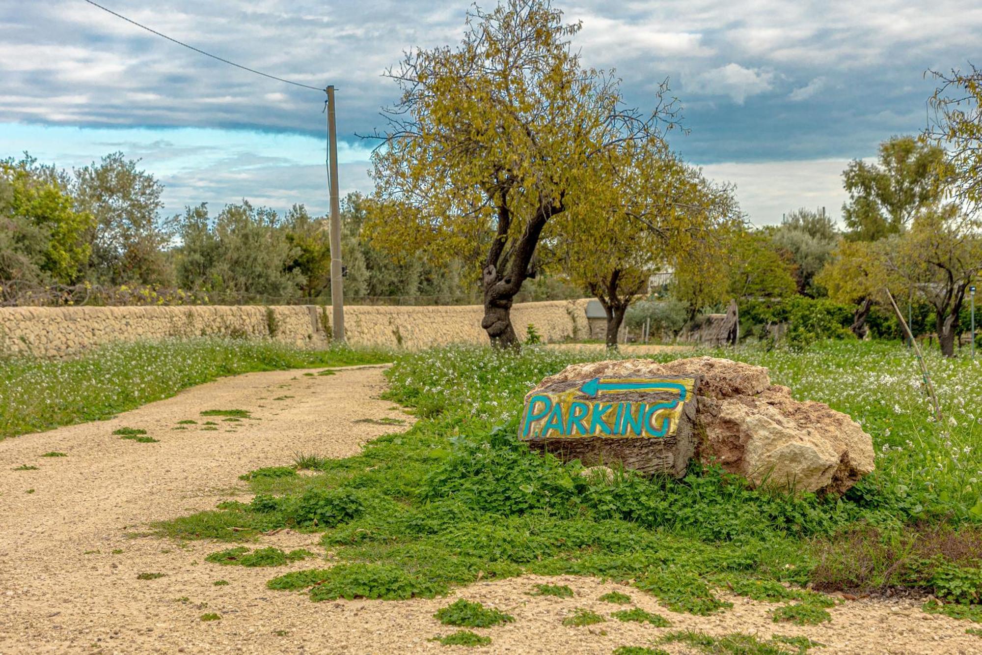 Masseria Usamborgia Guest House Noto Exterior foto